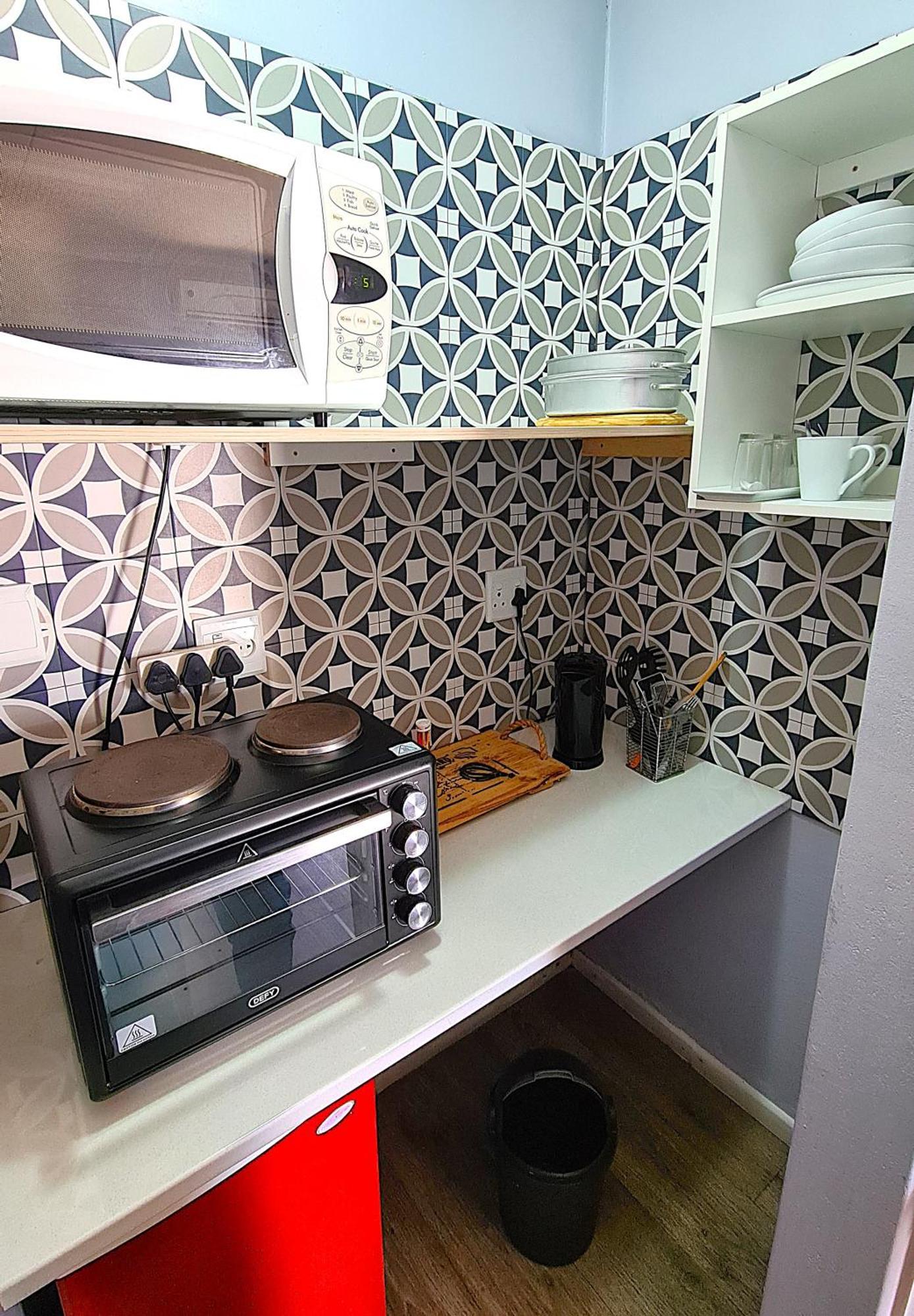 Tiende Laan Bed & Breakfast And Self-Catering Walvis Bay Esterno foto