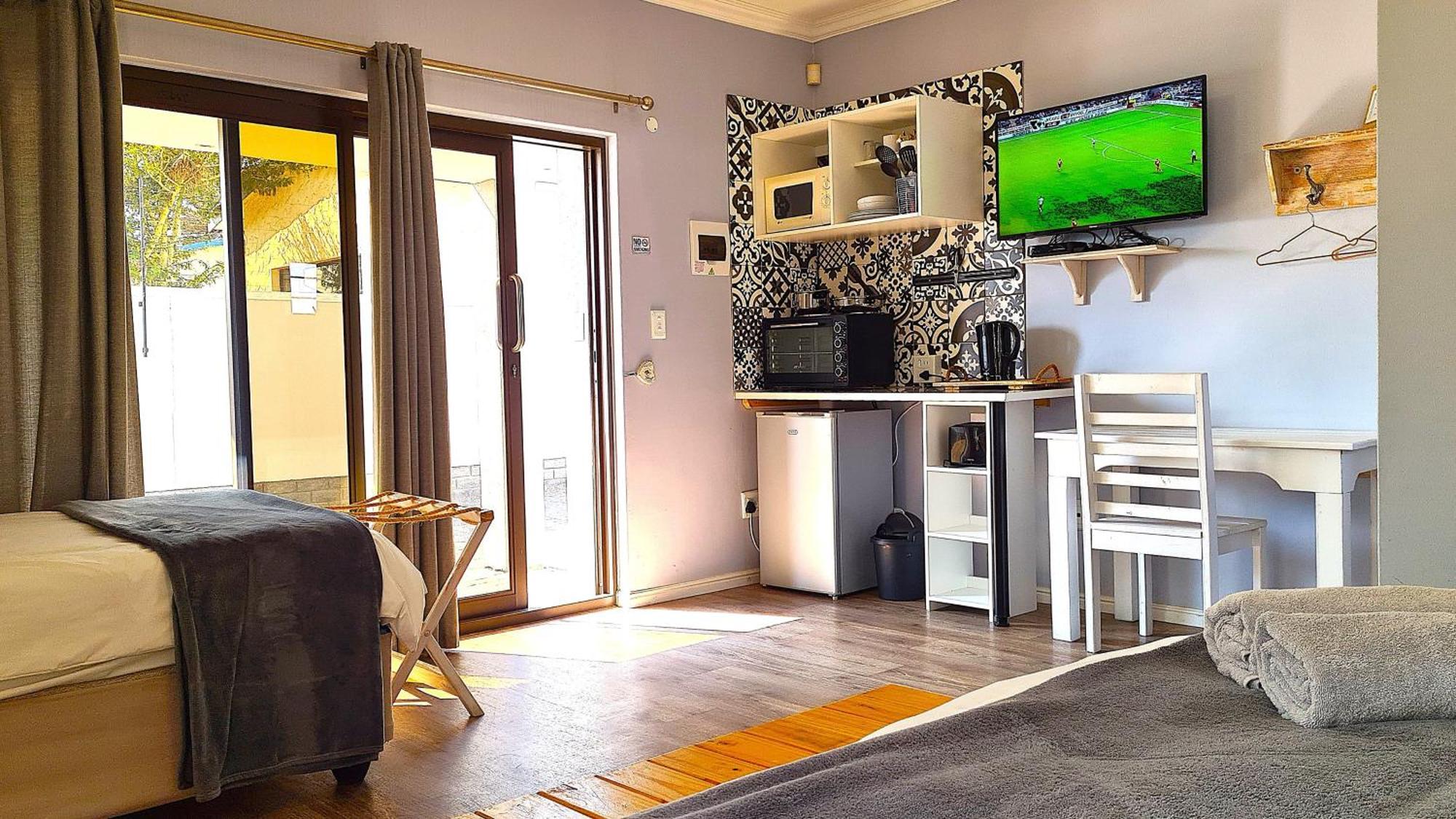 Tiende Laan Bed & Breakfast And Self-Catering Walvis Bay Esterno foto