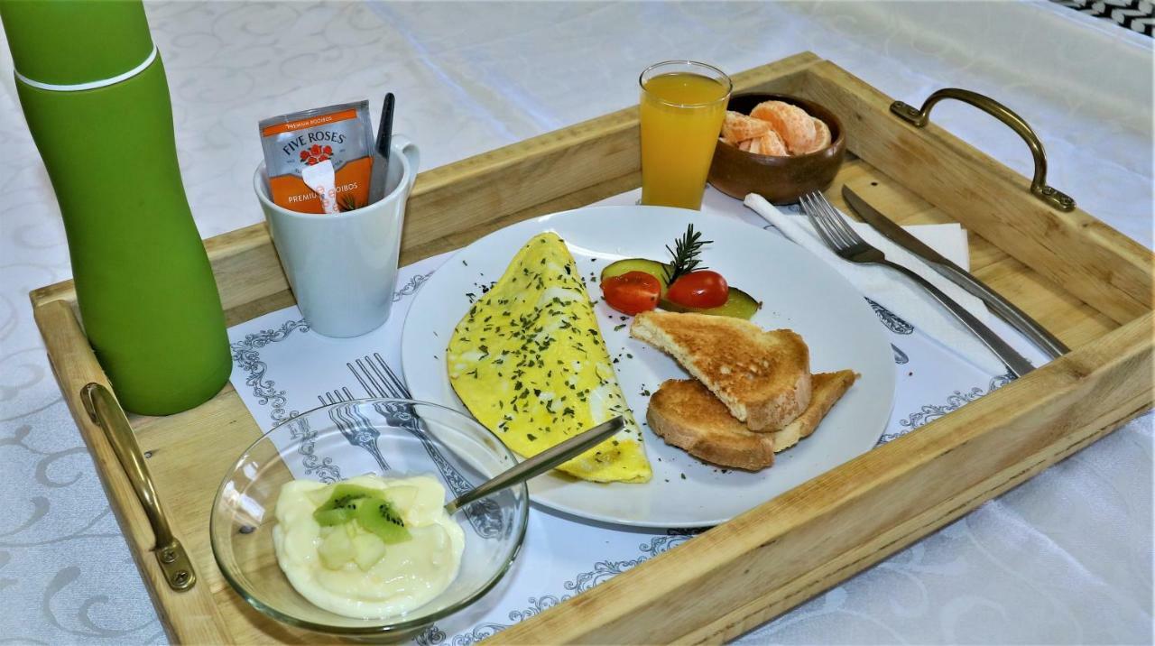 Tiende Laan Bed & Breakfast And Self-Catering Walvis Bay Esterno foto